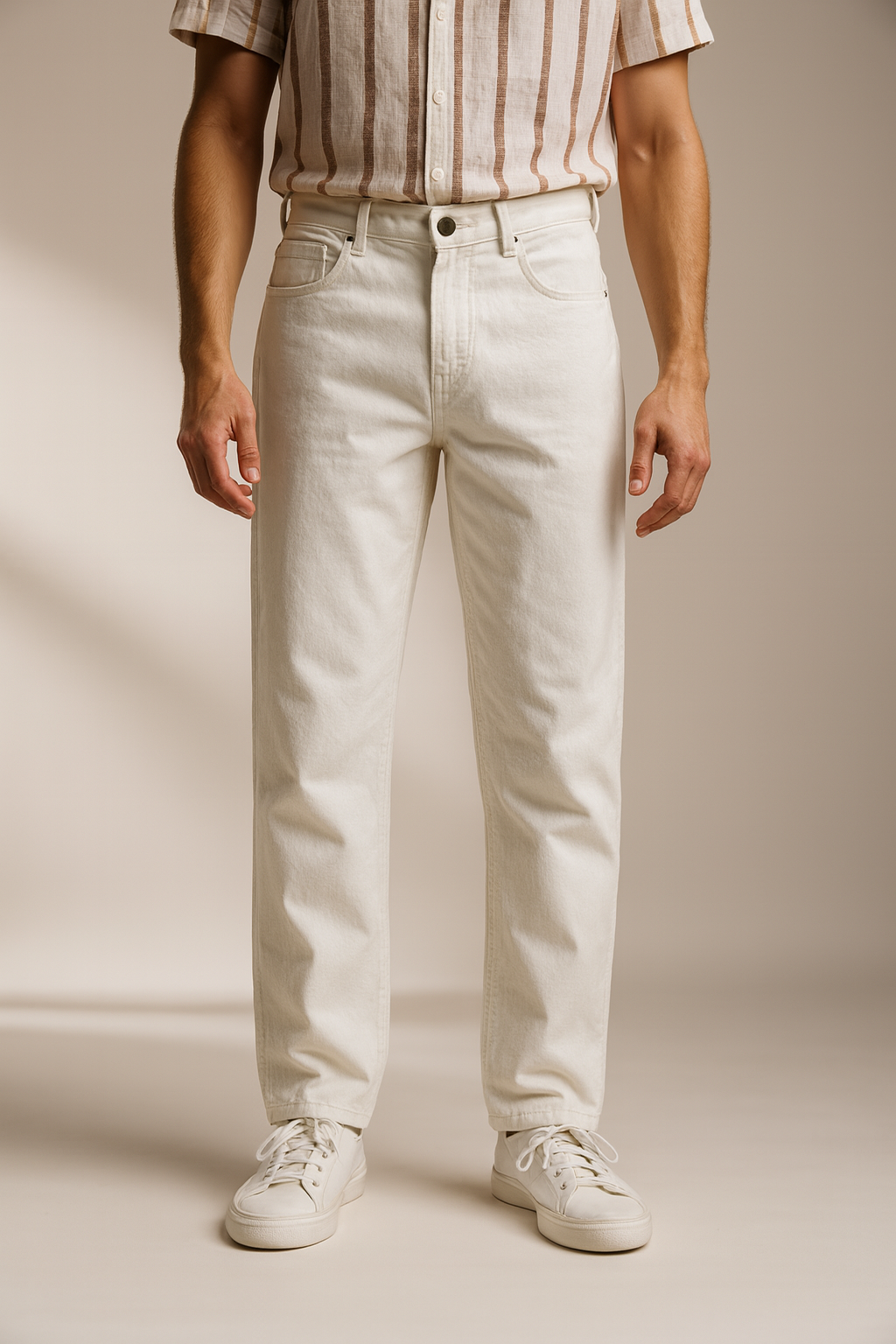 Mom Fit – White  Denim